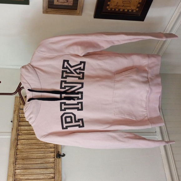 PINK Victoria's Secret Tops - 🟢12 oz (280) Pink Victoria secret  pink logo sweatshirt  hoodie
